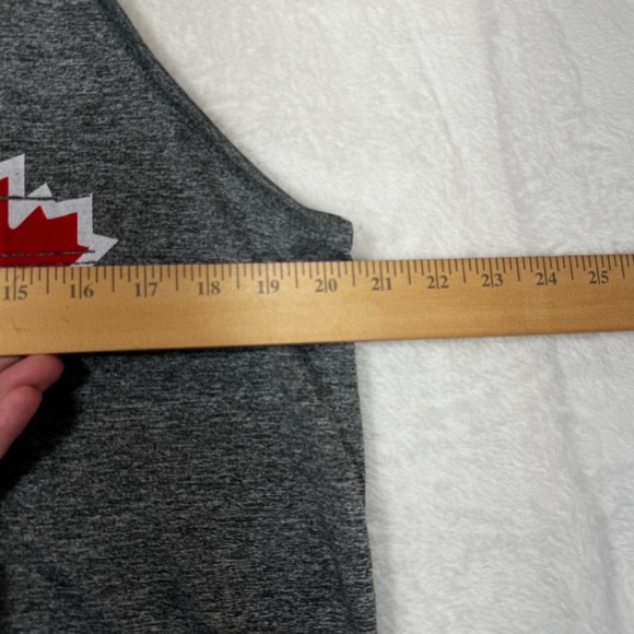 Toronto Blue Jays Tank Top Gray Logo Baseball Activewear Performance - Picture 3 of 5